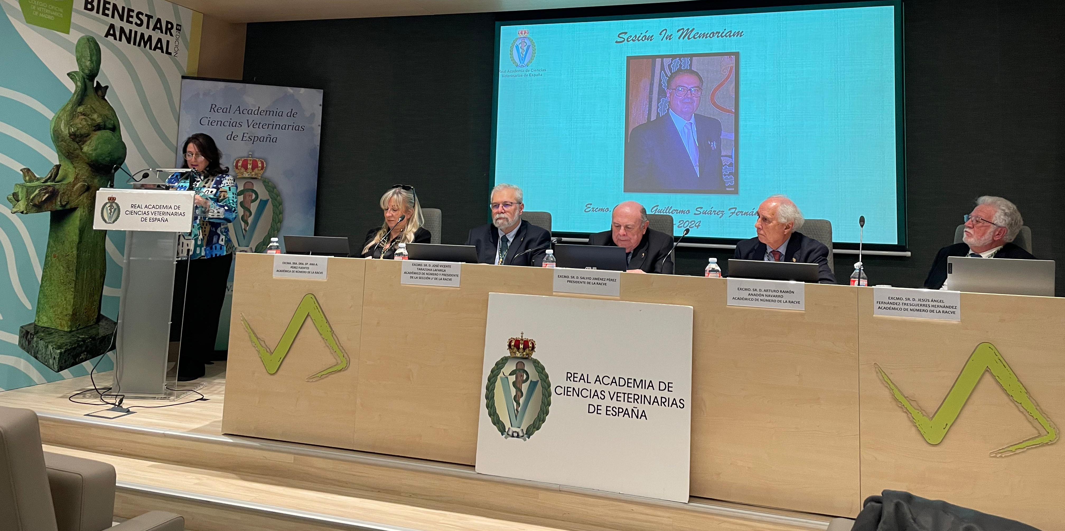 Sesión de la Real Academia de Ciencias Veterinarias en recuerdo de D. Guillermo Suárez